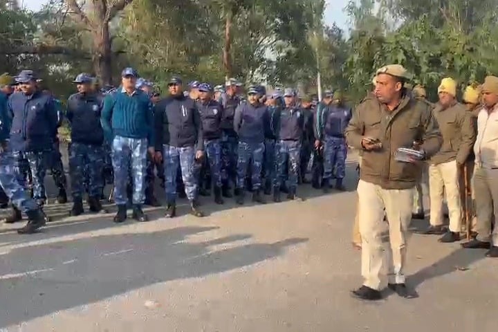 Farmers Farmers Protest Security Beefed Up At Delhi Borders