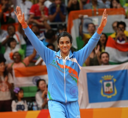 Sindhu arrives in Hyderabad to hero's welcome