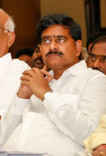 Jagan's share in disclosed black money is Rs 10,000 Cr : Devineni