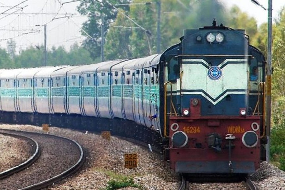 journey with railway platform ticket news is false