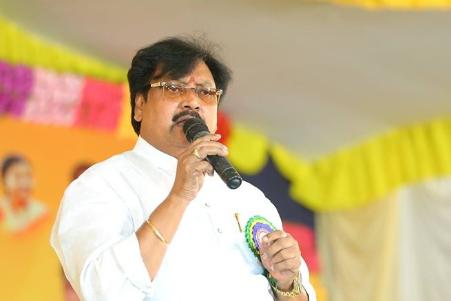 Varla Ramaiah criticizes AP govt and CM Jagan