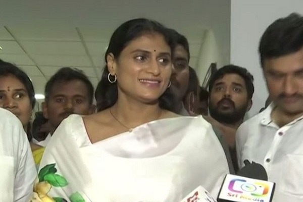 YS Sharmila today Announce her party name