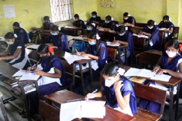 Telangana govt vow to implement CBSE system in class 10th