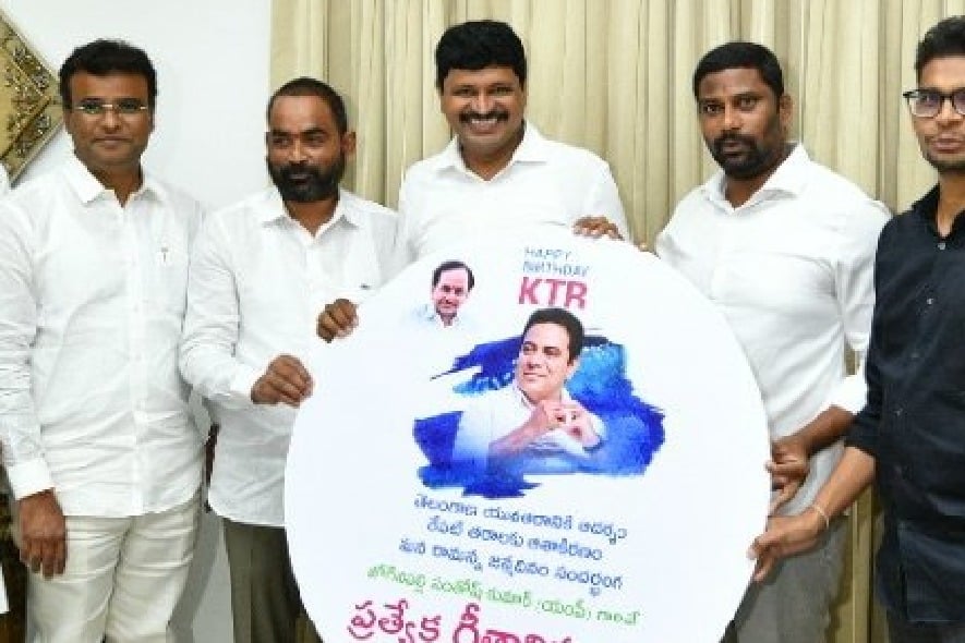 MLC Shambipur Raju makes a specilal song in the wake of KTR birthday