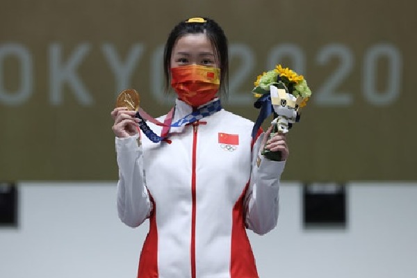 China wins first gold medal in Tokyo Olympics