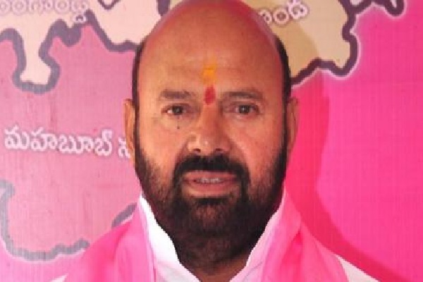TRS MLA Muthireddy faces bitter experience