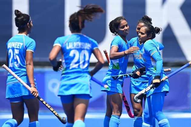 Indian women hockey team enters into quarter finals in Tokyo Olympics
