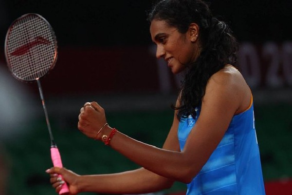 Wishes pours on PV Sindhu after she won bronze in Tokyo Olympics