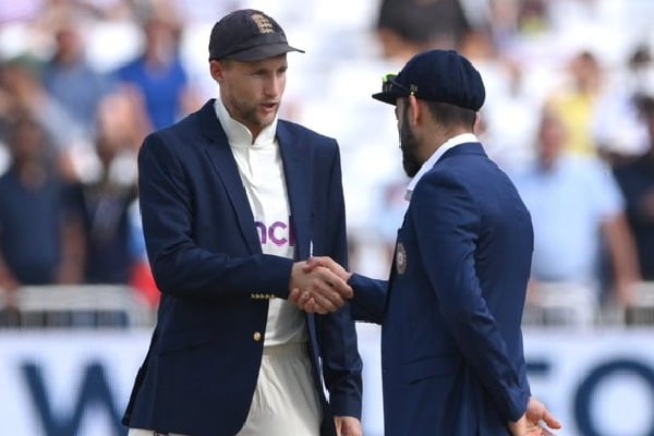 England won the toss in Lords as rain delays start