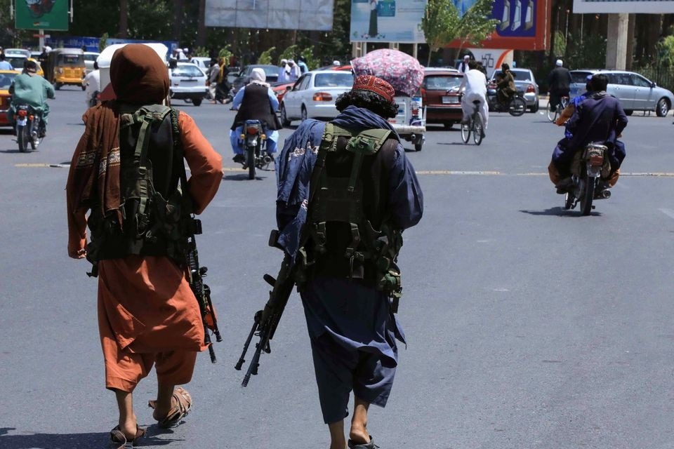 Talibans Enter Kabul Heavy Gun Fight Continues