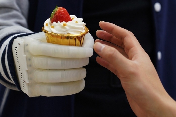 Novel inflatable robotic hand will give amputees tactile control
