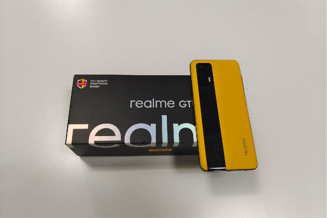 Realme GT 5G impresses with strong performance, design