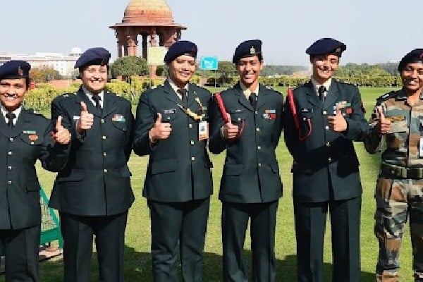 Colonel rank for five women officers in the army