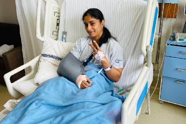 Vinesh undergoes elbow surgery; WFI clueless about how she got injured