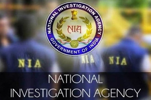 NIA submits charge sheet against Sachin Waze