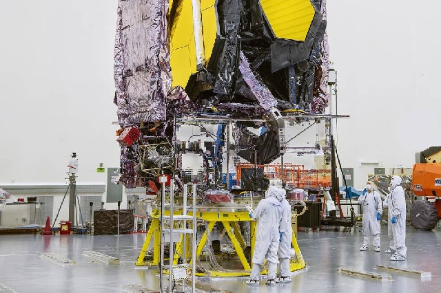 NASA confirms James Webb telescope launch in December
