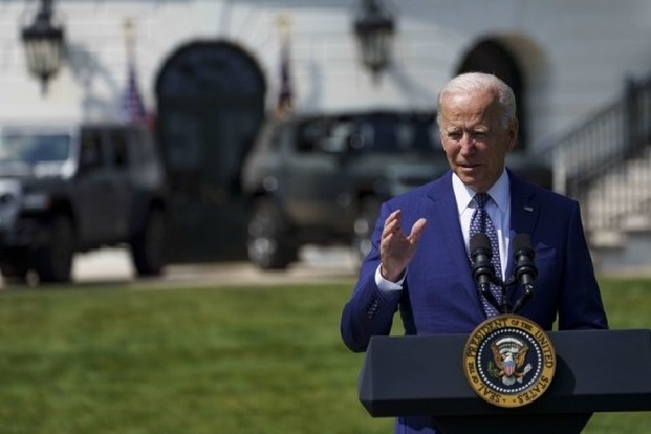 Biden orders companies to require vaccination for employees