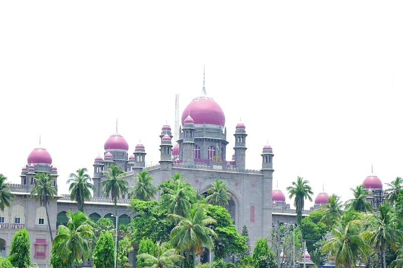 Telangana HC declines to transfer rebel YSRCP MP's pleas in Jagan case