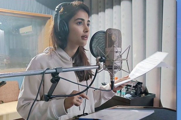Pooja Hegde starts dubbing for Most Eligible Bachelor movie