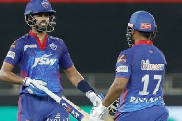 DC go to top spot with easy win