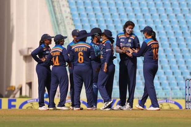 Indian team loses on last ball against Australia women team