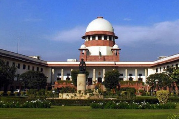 Supreme Court furious over central govt on NEET PG Super Specialty 
