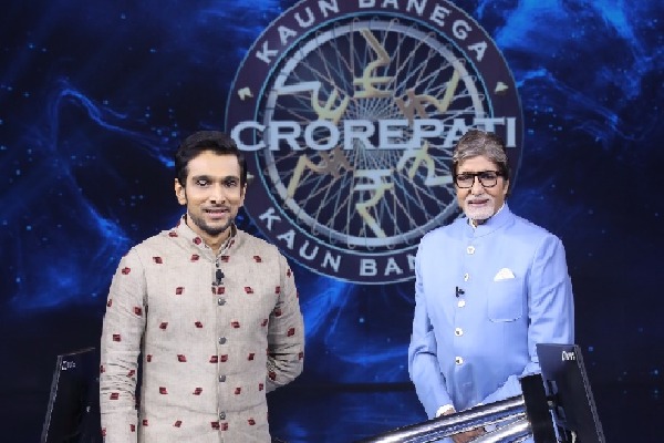 On 'KBC 13', Big B shares what 'Anand' did for him