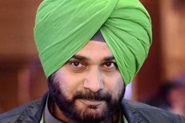 Navjyot Singh Sidhu stated that he will stand with Rahul and Priynaka
