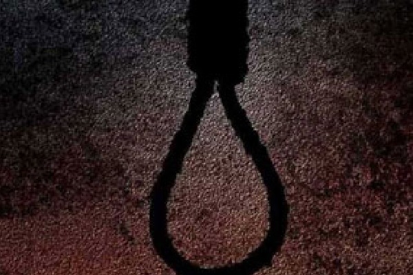 Young man commits Suicide for refuse marry with loving girl