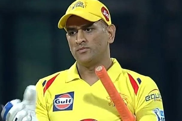 Dhoni hints at playing IPL 2022, hopes to play his farewell game in Chennai
