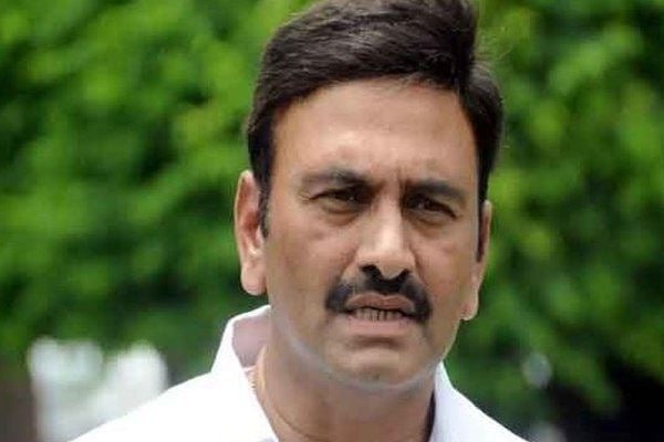 Raghu Raju criticises AP govt on getting loans in different ways