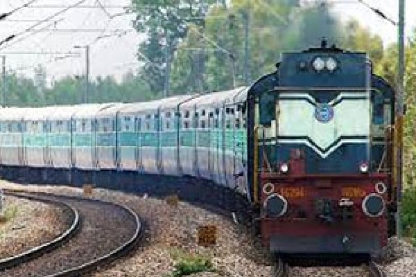 South Central Railway announce 4 special trains to dasara passengers
