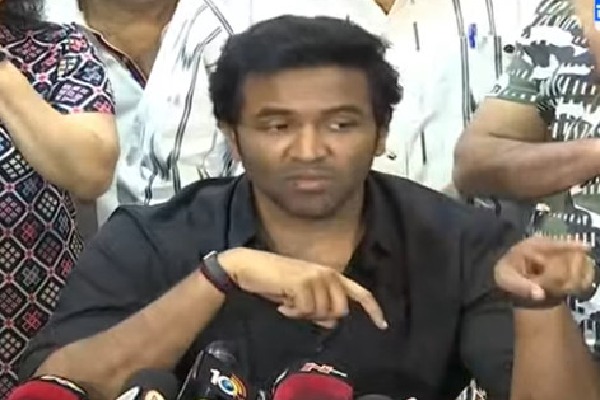 Manchu Vishnu reveals Chiranjeevi suggested him to withdraw from MAA Elections