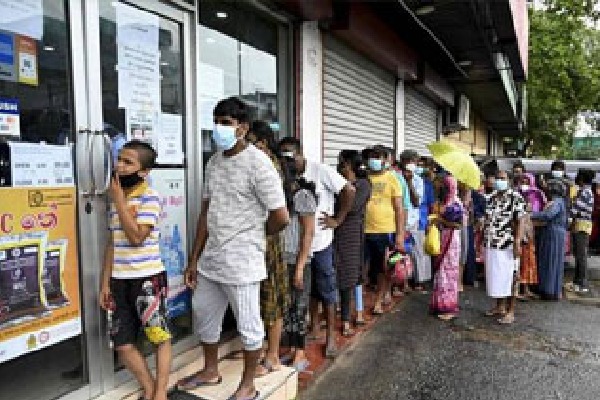 Sri Lankan in economic crisis