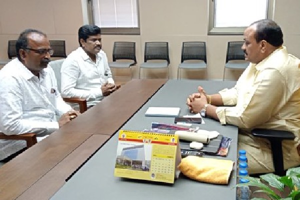 Atchannaidu reviews cases and hearings on TDP workers