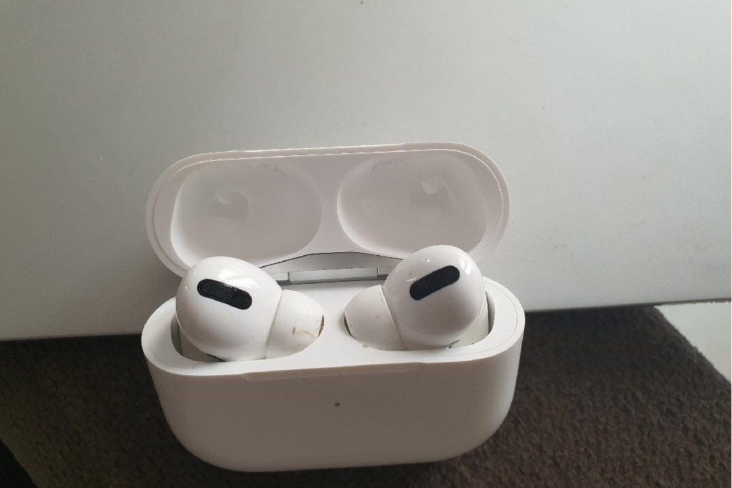 Apple looking into AirPods that could take temperature