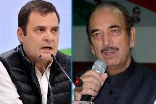 Sign of truce in Cong: Rahul, Ghulam Nabi Azad seen together