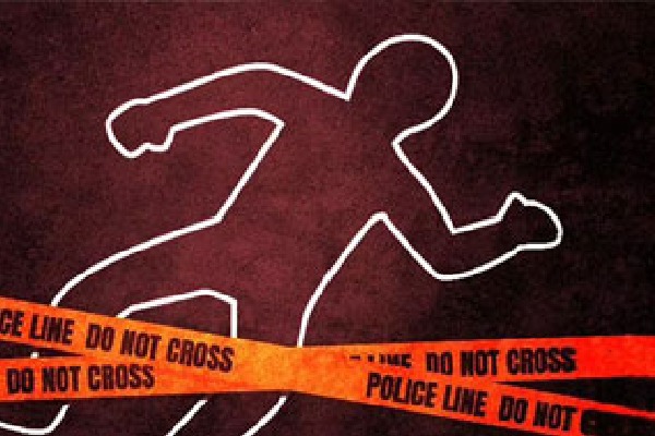 Villagers in Prakasam dist killed a blackmagicker in the presence of police