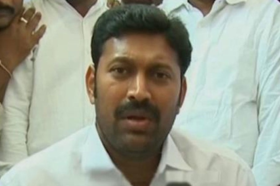 YS Avinash Reddy requests Dalits to support Jagan