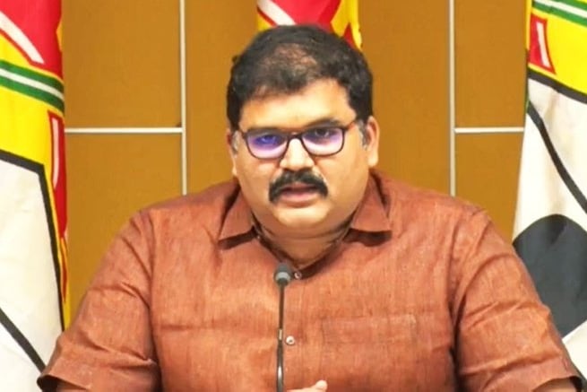 Police brought TDP Spokesman Pattabhi to Vijayawada