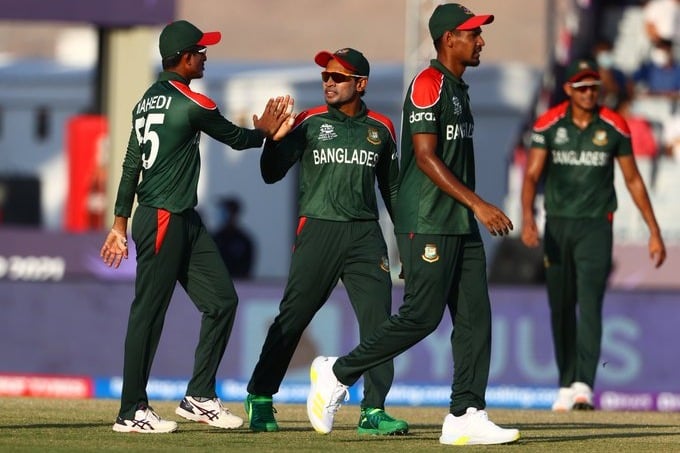 Bangladesh enters super twelve stage in world cup after a thumping win over Papua New Guinea