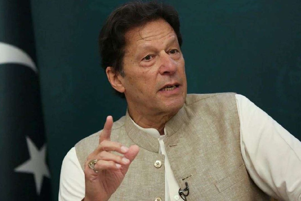 This Is Not The Right Time to Speak About Kashmir Pak PM Imran On India Pak T20 world cup match