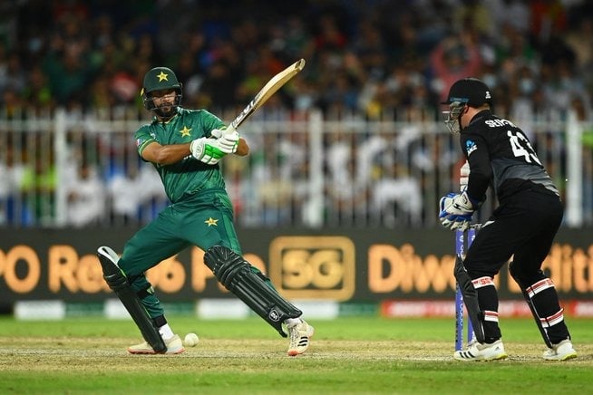 Pakistan registers thumping win over New Zealand