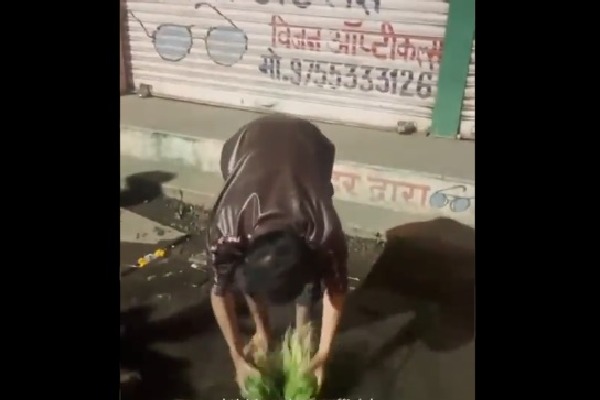 vegetables seller video goes viral