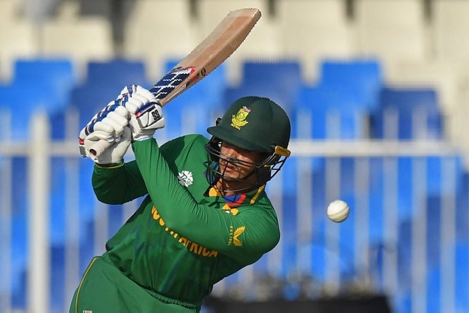 South Africa lost openers in chasing 