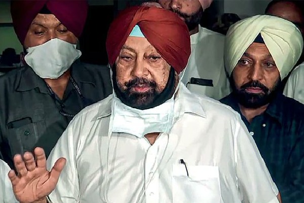 Capt Amarinder Singh resigns for Congress party