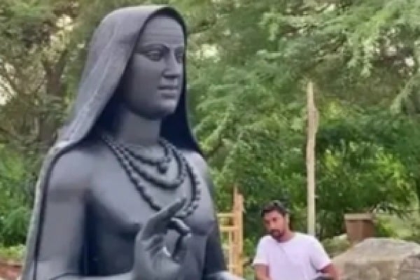 Karnataka takes pride as Modi unveils Adi Shankaracharya's idol at Kedarnath
