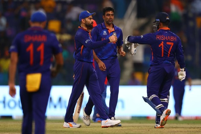 Team India bowlers scalps Scotland lineup 