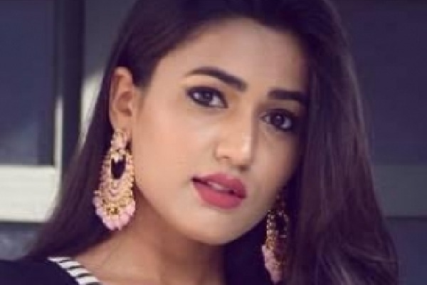 Tollywood actress injured in attack at Hyderabad's KBR Park
