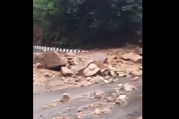 Heavy rain caused landslides in Tirumala